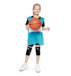 Rehband RX Knee Sleeve - JUNIOR - 5mm - Black -Fitness Supplies Store 105306 50 Rehband Rx Knee Sleeve JUNIOR Black 5mm Lifestyle 9