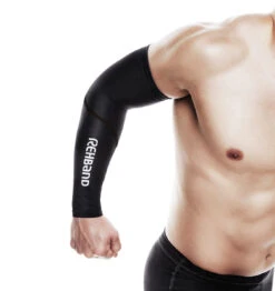 Rehband QD Compression Arm Sleeves - Black 9 Rehband QD Compression Arm Sleeves - Black -Fitness Supplies Store 712006 01 Rehband QD Compression Arm Sleeves Lifestyle