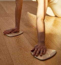 BAHE Flow Sliders - Dusty Beige -Fitness Supplies Store BAHE Flow Sliders Dusty Beige Lifestyle 04