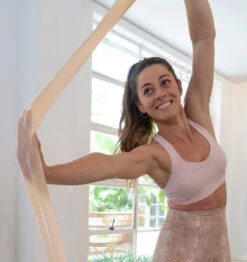 BAHE Flowbands Combo - Dusty Beige -Fitness Supplies Store BAHE Flowbands Combo Dusty Beige Lifestyle 08