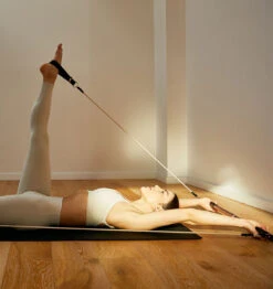 BAHE Pilates Bar Set - Dusty Beige -Fitness Supplies Store BAHE Pilates Bar Set Dusty Beige Lifestyle 03