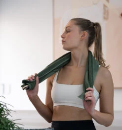 BAHE Studio Duet Sock & Towel Combo - Khaki/Coconut -Fitness Supplies Store BAHE Studio Duet Sock Towel Combo Khaki Coconut Lifestyle 02