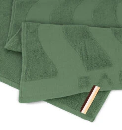 BAHE Studio Duet Sock & Towel Combo - Khaki/Coconut -Fitness Supplies Store BAHE Studio Duet Sock Towel Combo Khaki Coconut Product 03