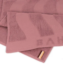 BAHE Studio Sweat Towel - Mauve 10 BAHE Studio Sweat Towel - Mauve -Fitness Supplies Store BAHE Studio Sweat Towel Mauve 03