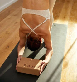 BAHE Yoga Block - Cork -Fitness Supplies Store BAHE Yoga Block Cork Lifestyle 07