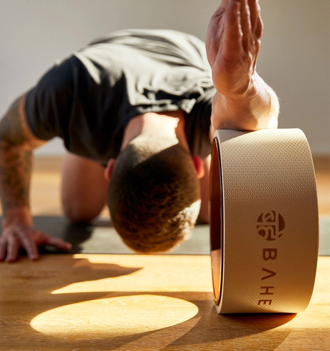BAHE Yoga Wheel - Dusty Beige - Regular 12 BAHE Yoga Wheel - Dusty Beige - Regular - Image 10