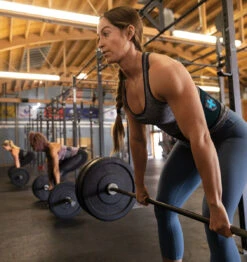 Harbinger Women's 4.5" HexCore Weight Lifting Belt - Light Blue -Fitness Supplies Store Harbinger Hexcore Weight Lifting Belt Womens Light Blue Lifestyle 02