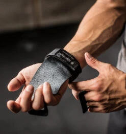 Harbinger Palm Grips - Black -Fitness Supplies Store Harbinger Palm Grips Lifestyle 3