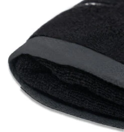 Nike Fundamental Towel - Large - Black/White 10 Nike Fundamental Towel - Large - Black/White -Fitness Supplies Store Nike Fundamental Towel Large Black White Product 04