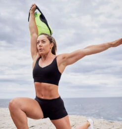 PTP Aquacore Water-filled Kettle Bag - 10kg -Fitness Supplies Store PTP Aquacore Water filled Kettle Bag 10kg Lifestyle 11