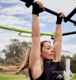 PTP Lightweight Training Gloves - Black 25 PTP Lightweight Training Gloves - Black -Fitness Supplies Store PTP Lightweight Training Gloves Black Lifestyle 07