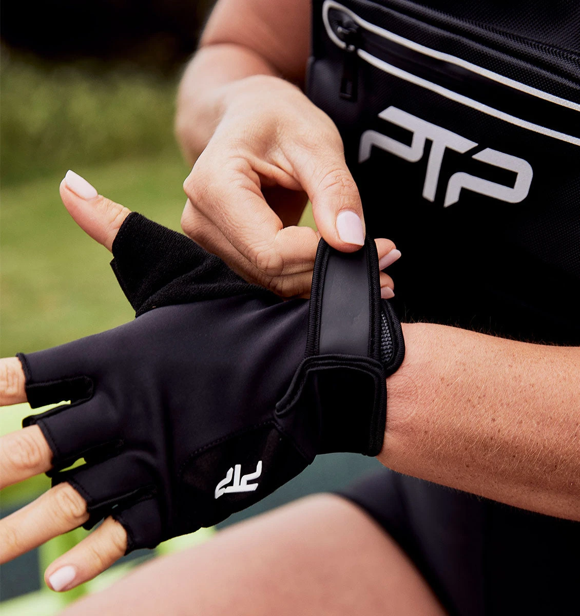 PTP Lightweight Training Gloves - Black 15 PTP Lightweight Training Gloves - Black - Image 13