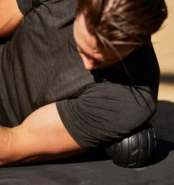 PTP MyoSphere Circular Massager -Fitness Supplies Store PTP MyoSphere Circular Massager Lifestyle 03