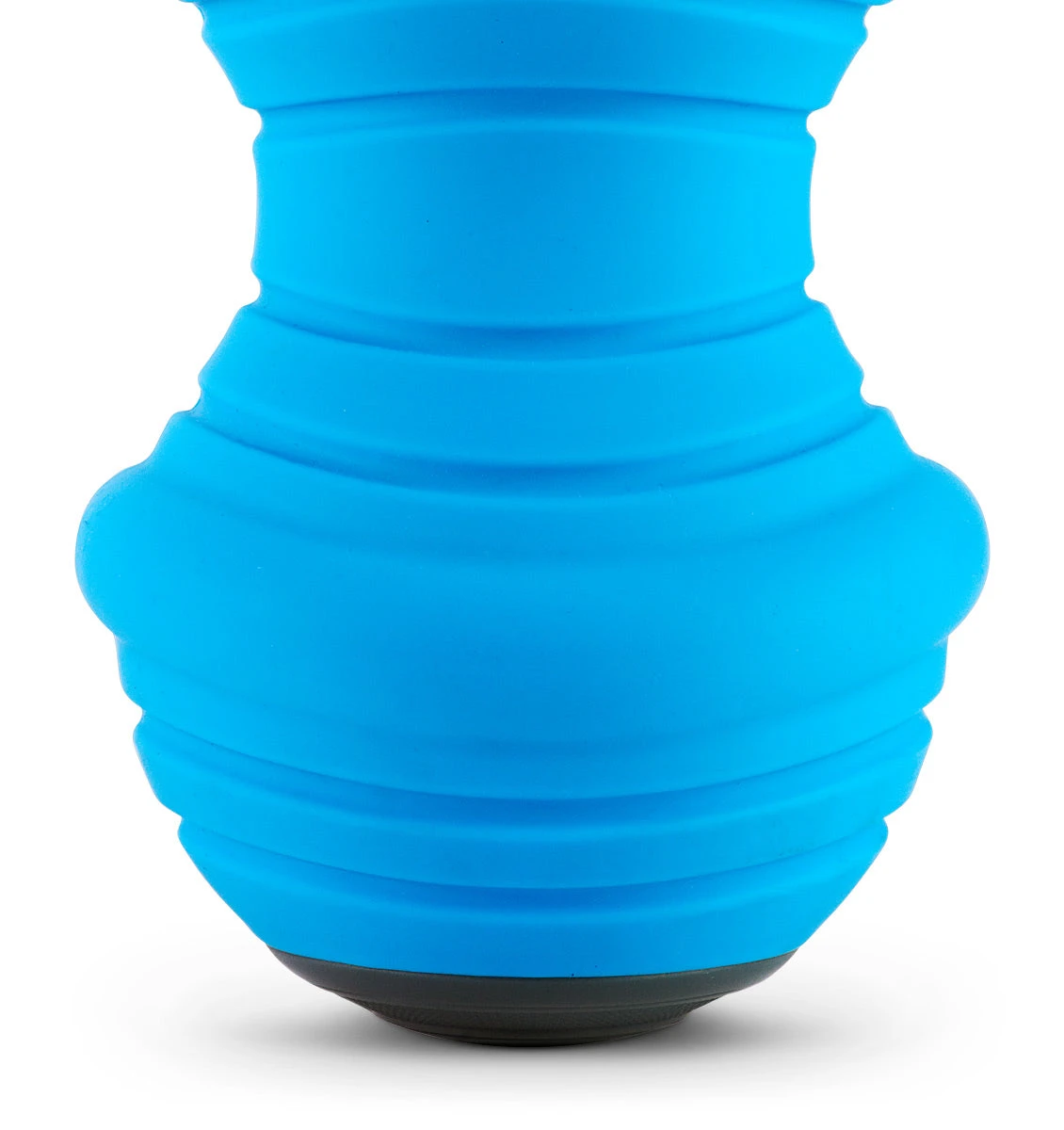 TriggerPoint CHARGE VIBE Vibrating Foam Roller - 7" - Blue 8 TriggerPoint CHARGE VIBE Vibrating Foam Roller - 7" - Blue - Image 6