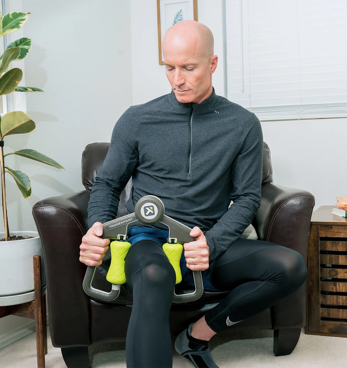 TriggerPoint FUSE Massager - Grey/Green 12 TriggerPoint FUSE Massager - Grey/Green - Image 11