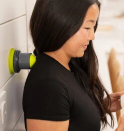 TriggerPoint Mountable Massage Ball - Grey/Green 14 TriggerPoint Mountable Massage Ball - Grey/Green -Fitness Supplies Store TriggerPoint Mountable Massage Ball Grey Green Lifestyle 07