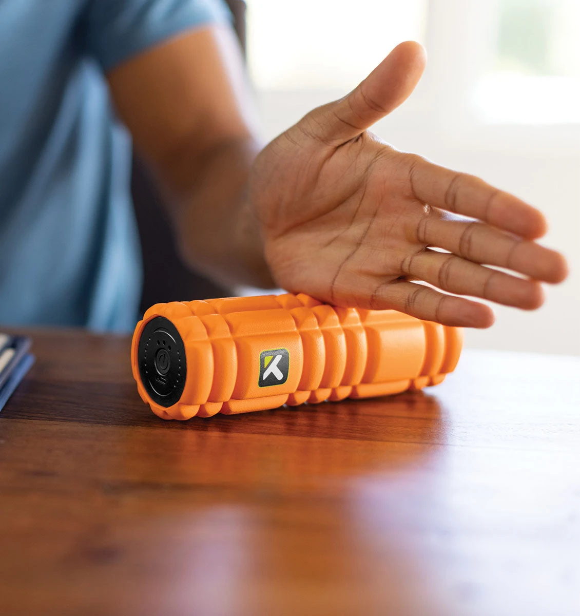 TriggerPoint NANO VIBE Vibrating Foam Roller - 7.5" - Orange 15 TriggerPoint NANO VIBE Vibrating Foam Roller - 7.5" - Orange - Image 13