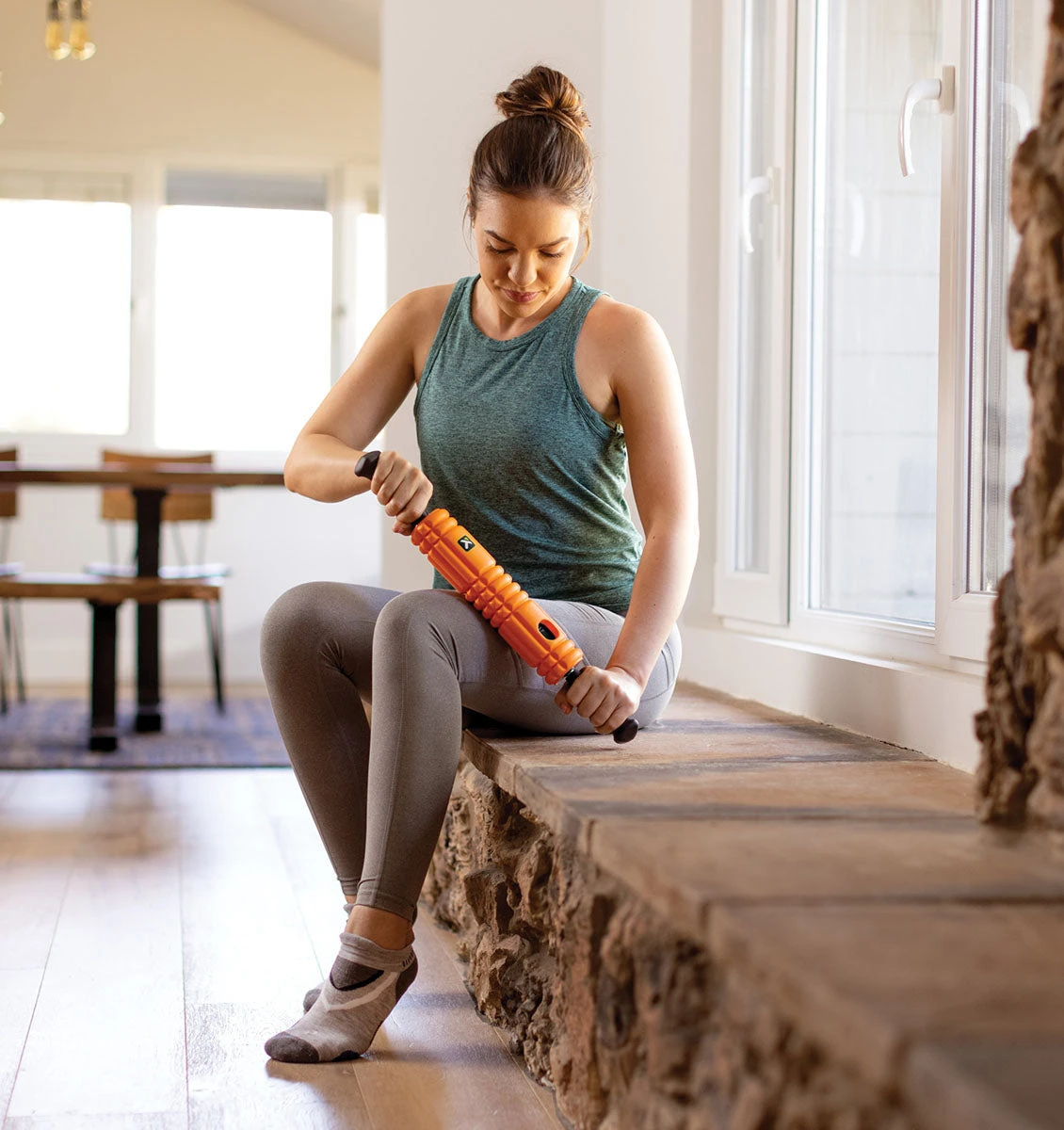 TriggerPoint STK VIBE Vibrating Massage Stick - 20" - Orange 10 TriggerPoint STK VIBE Vibrating Massage Stick - 20" - Orange - Image 8