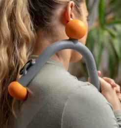 TriggerPoint Travel Cane - Grey -Fitness Supplies Store TriggerPoint Travel Cane Grey Lifestyle 02