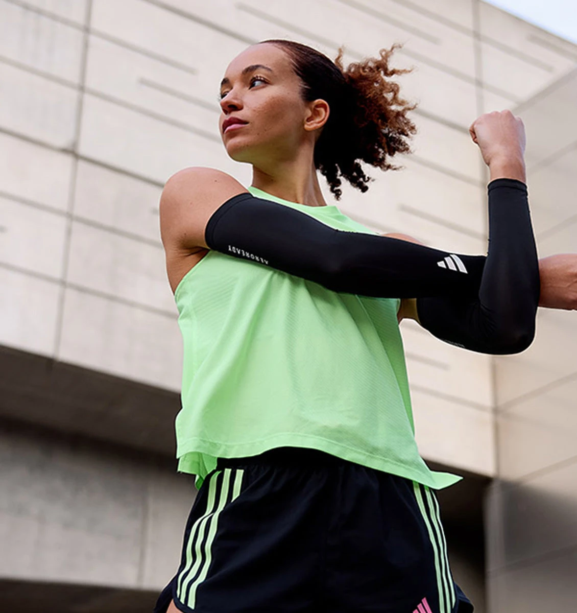 Adidas Aeroready Arm Sleeves - Black 6 Adidas Aeroready Arm Sleeves - Black - Image 4